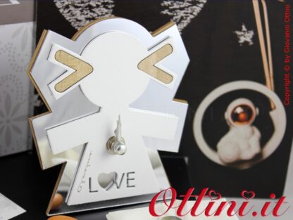 Bomboniera Claraluna 20611 Orologio da tavolo Bimba con scritta Love su legno e Specchio