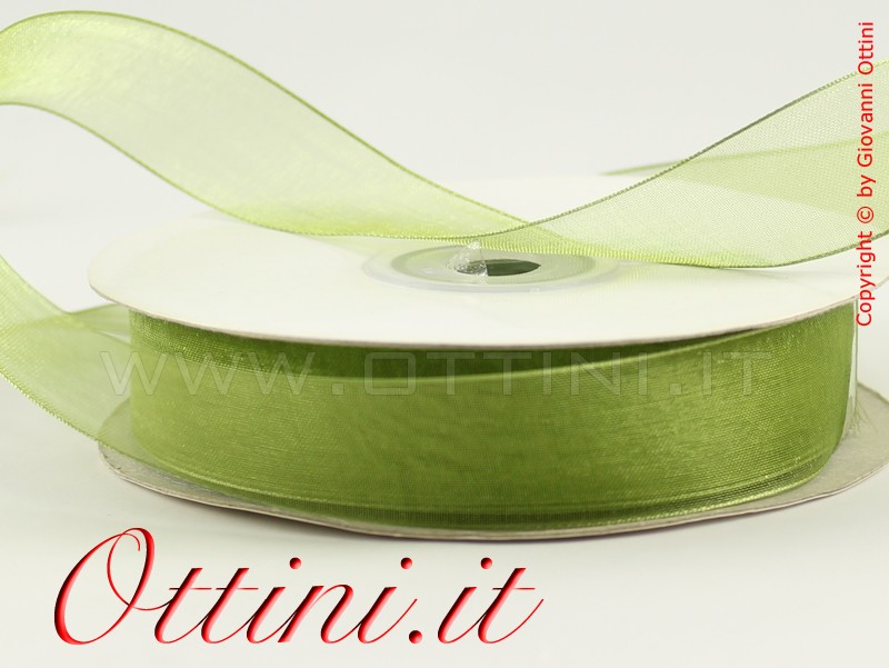 Rotolo da 50 mt di Nastro colore Verde Medio da 20mm in Organza Kristall di ottima qualità. Nastrino adatto per la confezione di bomboniere e allestimenti.
