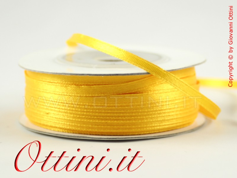 Rotolo da 50 mt di Nastro color Giallo Intenso da 3mm in Doppio Raso di ottima qualità. Adatto per la confezione di bomboniere e allestimenti