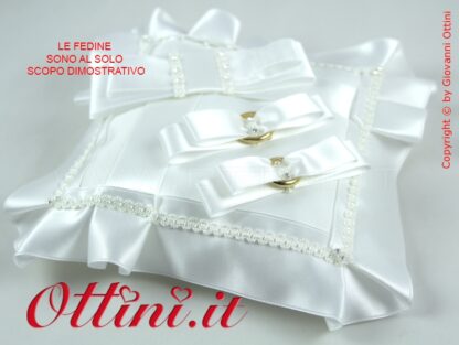 S376S Offerta Cuscino Portafedi Cuscinetto Porta Fedi nozze matrimonio Bianco Colore Seta in Raso e Strass Bianchi Made in Italy