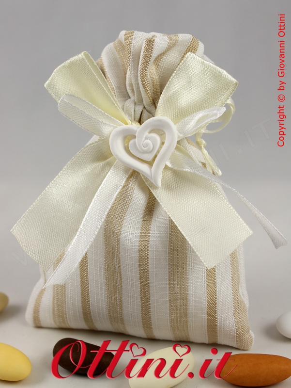 CK7150PA Sacchettino confetti righe panna e Beige con gessetto a cuore