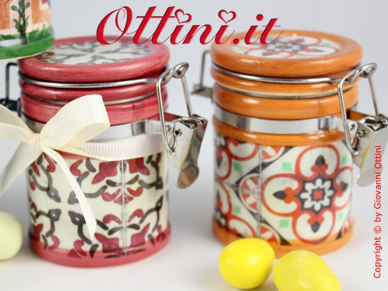 02180 Vietri Barattolo ceramica colorato con tappo ermetico zuccheriera porta spezie Bomboniera portaconfetti economica di qualità in offerta speciale e promozione