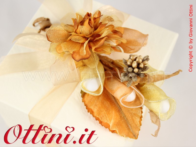 Pick Portaconfetti Dalia Fuxia con racchette - Confezione per bomboniera in abbinamento con le bomboniere di Ottini.it