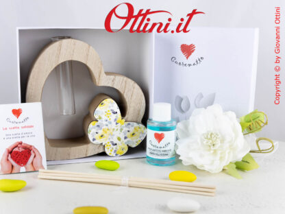 D6639 Cuorematto Profumatore Cuore Provenza in legno a con decori floreali