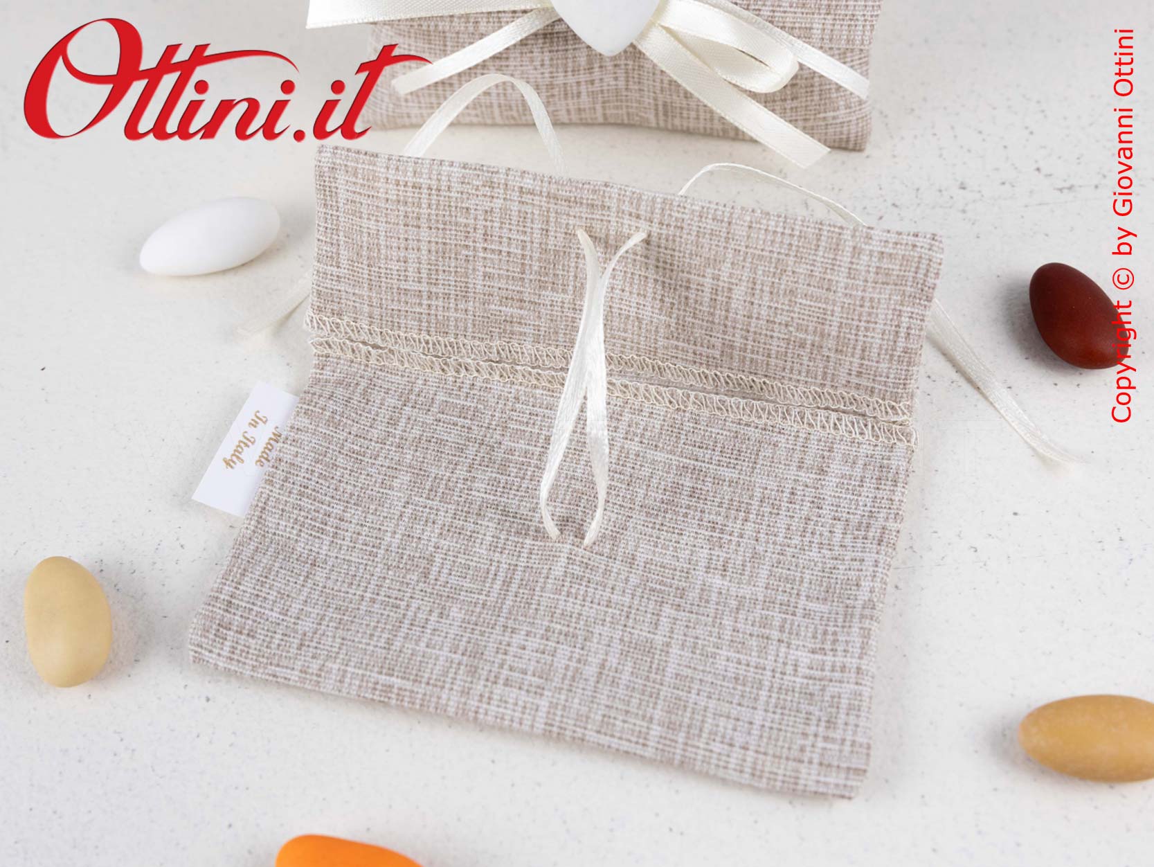 D42BG Bustina Portaconfetti in tessuto di cotone colore Beige completa di nastrino in doppio raso preinfilato. Adatta per Matrimoni e Anniversari Nozze