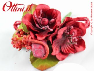 Pick Fiori Rossi con pistilli a decoro e foglie, ideale per decorare sacchettini, scatole bomboniera, articoli da regalo. Ottimo effetto riempitivo.