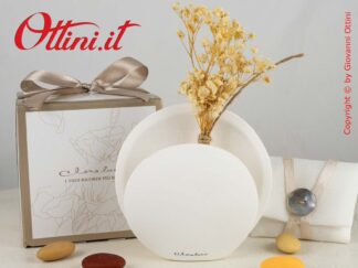 24005 Claraluna - Vaso Tondo grande in ceramica bianca con composizione di fiori secchi. Bomboniere perfette per ogni arredo. Completo di confezione.