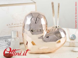 24124 Claraluna - Diffusore medio in porcellana a forma di cuore con finitura metal oro rosa. Bomboniere utili per casa. Completo di confezione e profumo.