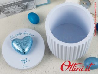24353 Claraluna - Scatola Piccola con cuore azzurro satinato e contenitore realizzato in gesso a finitura plissè. Completa di confezione.