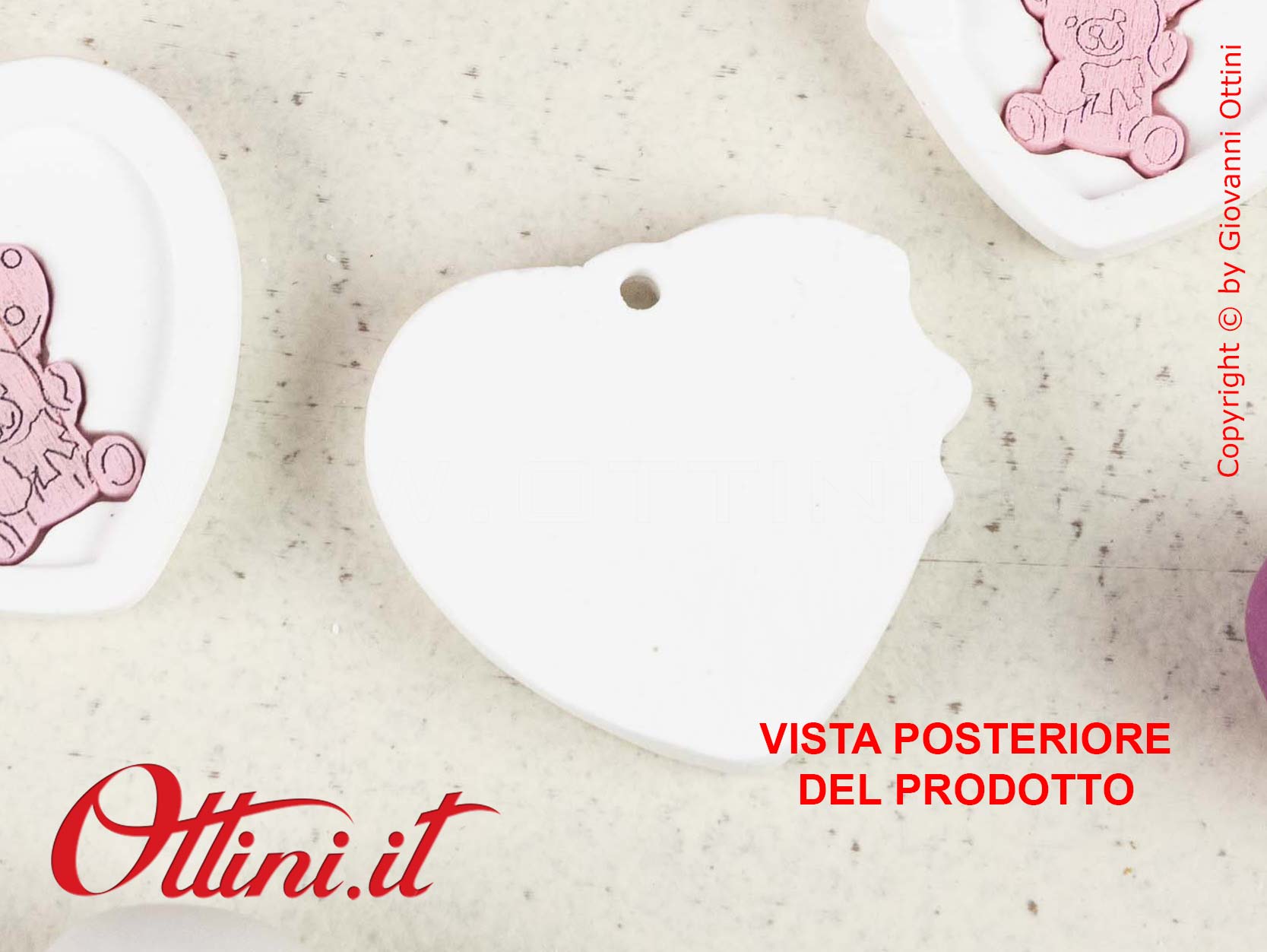 08A043 Decoro a forma di Cuore in gesso con Orsetto rosa, ideale come decoro per barattoli, vasetti, sacchettini e bomboniere bambina