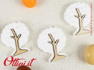 08A052 Decoro realizzato in gesso e legno con albero della vita, ideale come decoro per barattoli, vasetti, sacchettini e bomboniere.