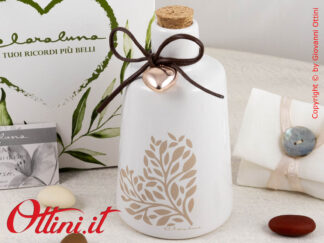 25074 Claraluna - L'Oliera Grande con decoro Cuore di Claraluna è una bomboniera elegante e utile in cucina o a tavola, ideale bomboniera matrimonio