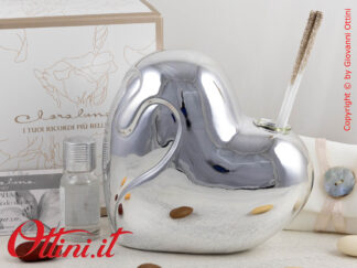 25125 Claraluna - il diffusore Cuore Grande Silver è una bomboniera moderna utile, completa di kit essenza bastoncini e profumo, ideale per matrimonio