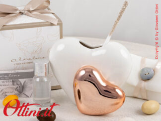 25131 Claraluna - il diffusore Doppio Cuore Oro è una bomboniera moderna utile, completa di kit essenza bastoncini e profumo, ideale per matrimonio