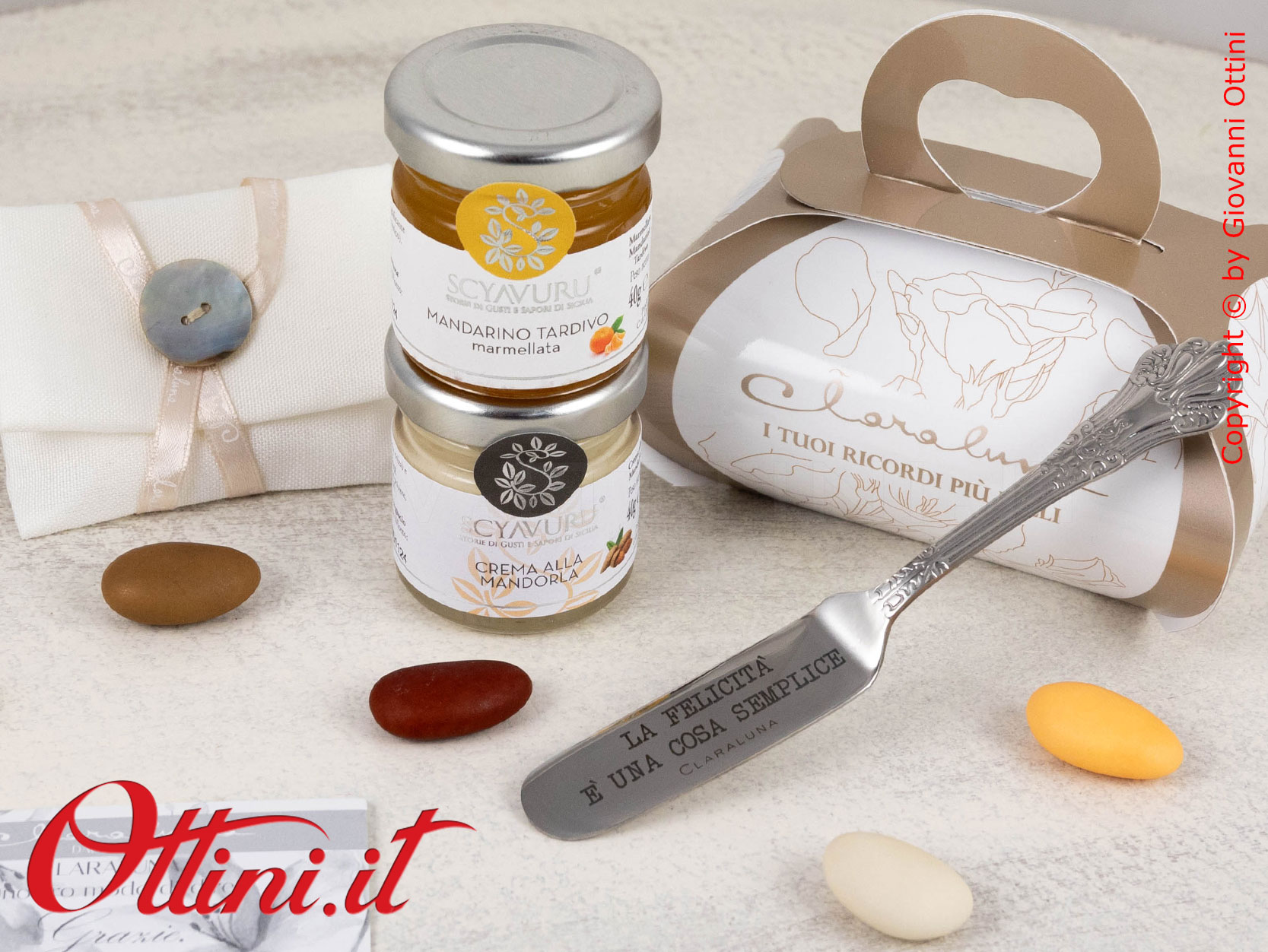 25087C Claraluna - Bomboniera Gastronomica Vasetto di Marmellata al Mandarino + Crema Mandorla con coltellino per spalmare. Ideale per Matrimonio.
