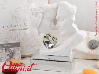 25186 Claraluna - La Coppia di Innamorati di Claraluna con Base color Silver argento a finitura lucida è una bomboniera romantica e di arredo originale
