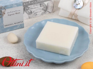 25272 Claraluna - Piattino porcellana Azzurro con scritta Allegria e sapone profumato alla Brezza Marina, bomboniera utile per matrimonio
