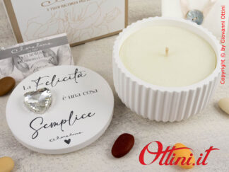 25333CAND Claraluna - La Candela bassa In scatola di gesso con lavorazione plissè e cuore silver ha un design originale e vintage, adatto a tutti gli arredi