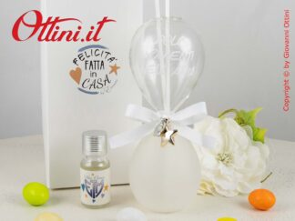 07A101 - Il diffusore clessidra grande con 2 stelle è un profumatore per ambienti dal design originale ed è completo del kit essenza bastoncini/profumo