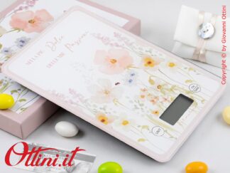 26034 Claraluna - Bilancia da cucina rettangolare con decoro floreale rosa, bomboniera utile per la cucina e la casa, ideale come bomboniera per matrimonio