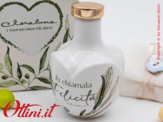 26071 Claraluna - stupenda oliera piccola in ceramica bianca smaltata con stampa foglie di ulivo e frase emozionale, completa di tappo in silicone.