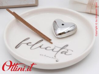 26125 Claraluna - Il Piattino Porta Incenso Amore è realizzato in porcellana bianca con cuore in oro rosa, completo dei 3 bastoncini di incenso