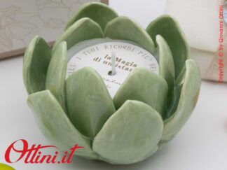 26227 Claraluna - Candela Ninfea Verde realizzata in porcellana smaltata, simbolo di di purezza, serenità, rinascita e fortuna.