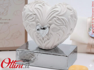 26262 Claraluna - Il Cuore in Gesso con Base Silver e cuoricino coordinato, è una bomboniera romantica per matrimonio, elegantissimo complemento d'Arredo