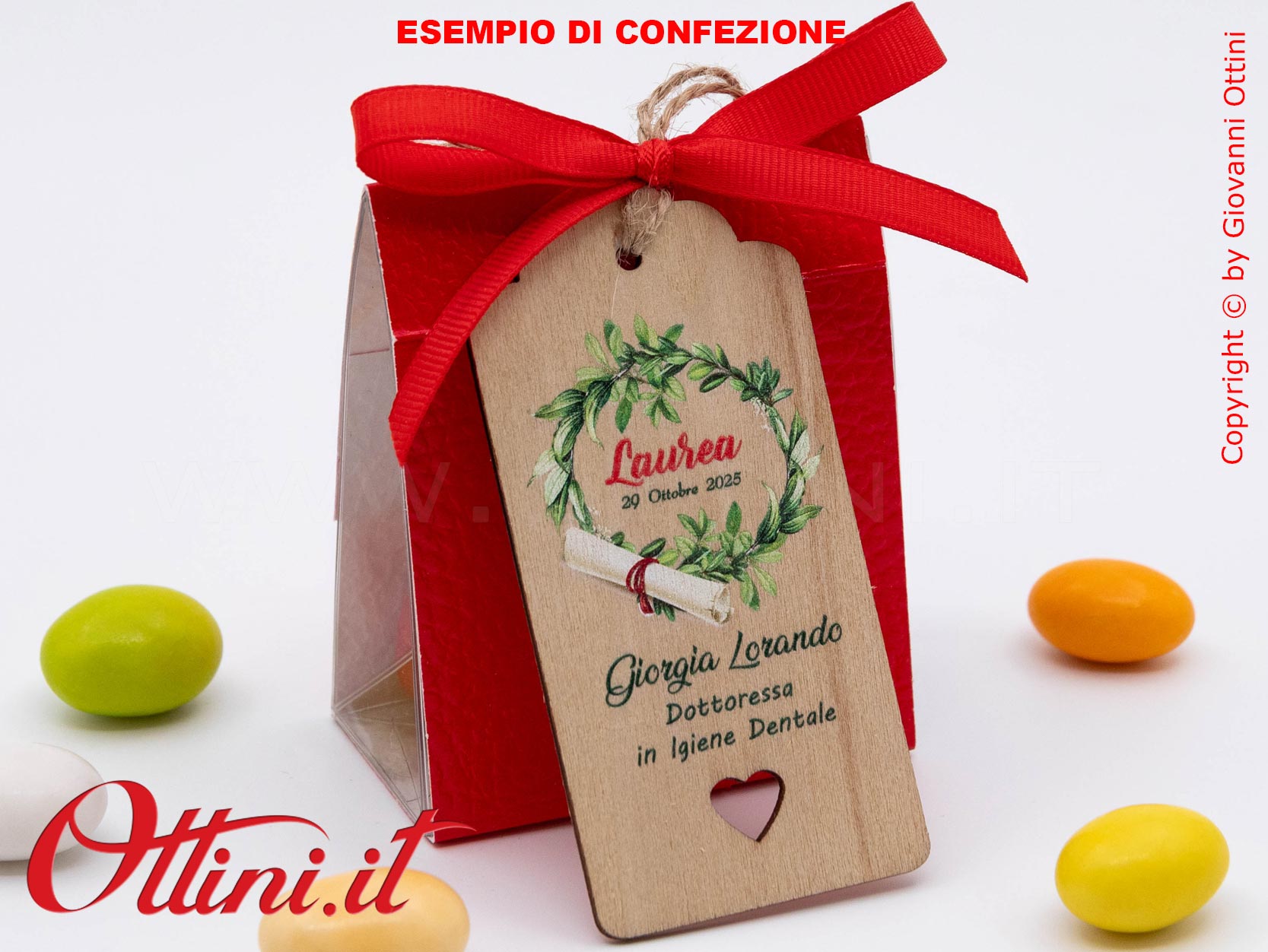 Il Segnalibro in Legno Personalizzato con il vostro nome completo di Scatolina portaconfetti è un regalo economico e utile per tutti gli eventi