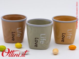02A453 - il Porta Piante Life x Vaso diametro cm 7,5 è realizzato in porcellana in 3 colori a pastello e può ospitare piantine grasse più grandi.