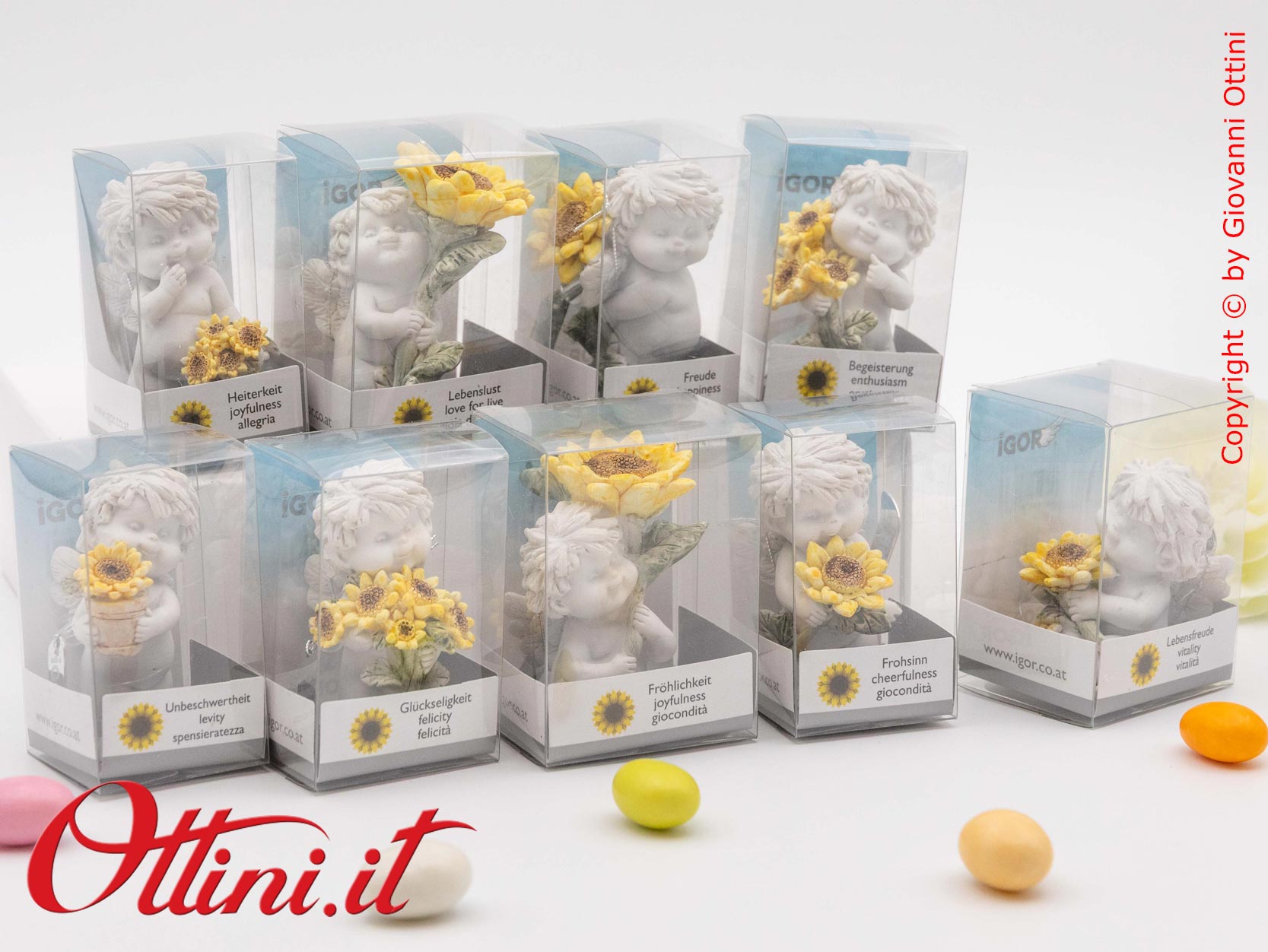 L'Angelo piccolo Igor con i girasoli è una serie dedicata anche alla natura con i suoi colori vivaci e solari, disponibili in ben 12 diversi modelli.