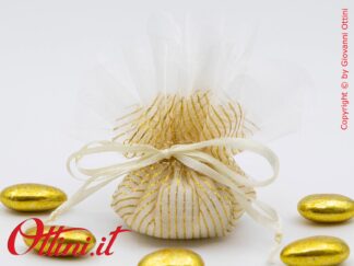 Il Sacchetto Portaconfetti con Righe oro è un prodotto estremamente raffinato ed elegante per celebrare anniversari come le nozze d'oro