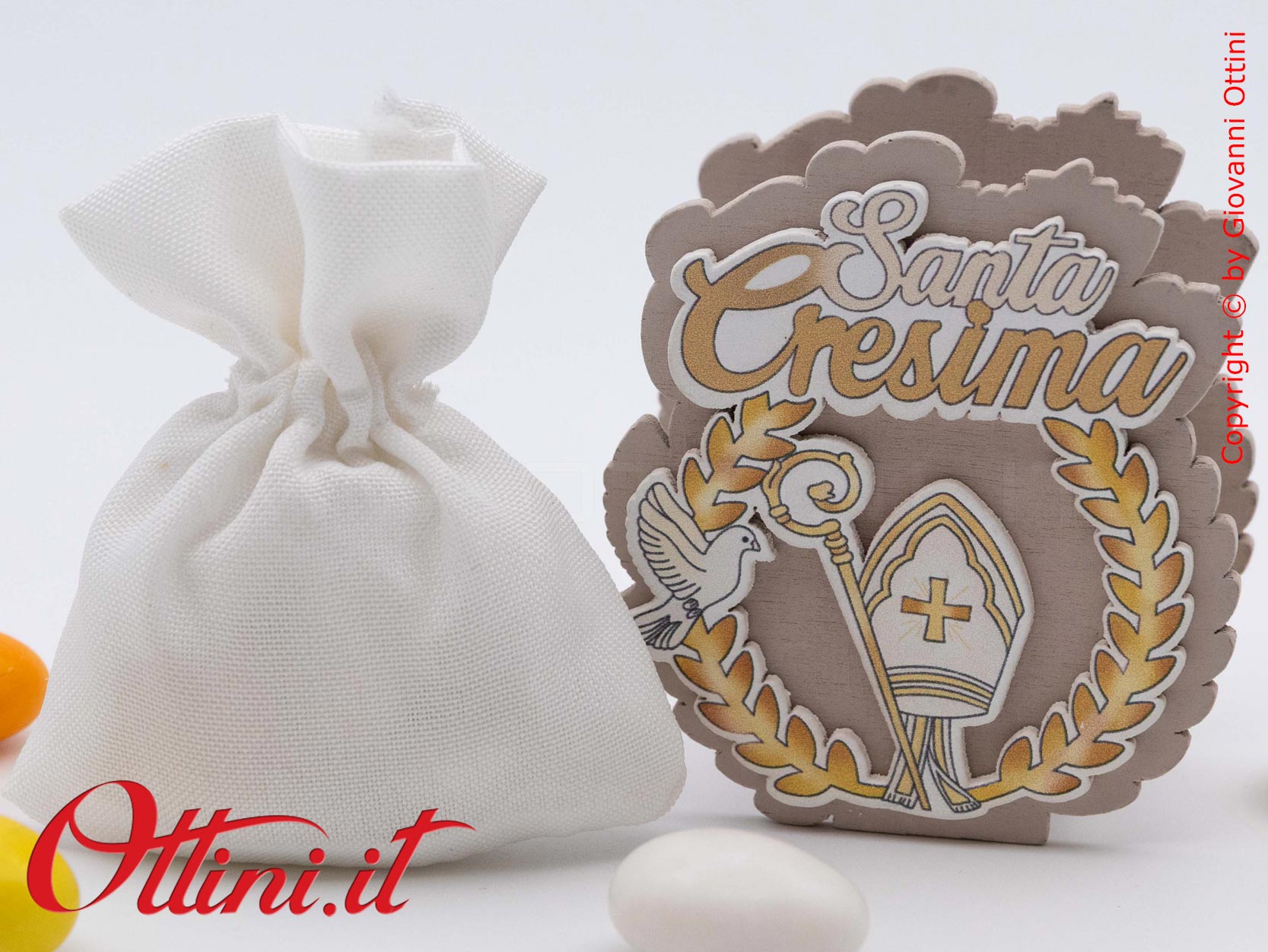 Alloro Bag Portaconfetti è un sacchettino per la Santa Cresima già pronto con tutte le decorazioni e completo di imbottitura, facilissimo da confezionare