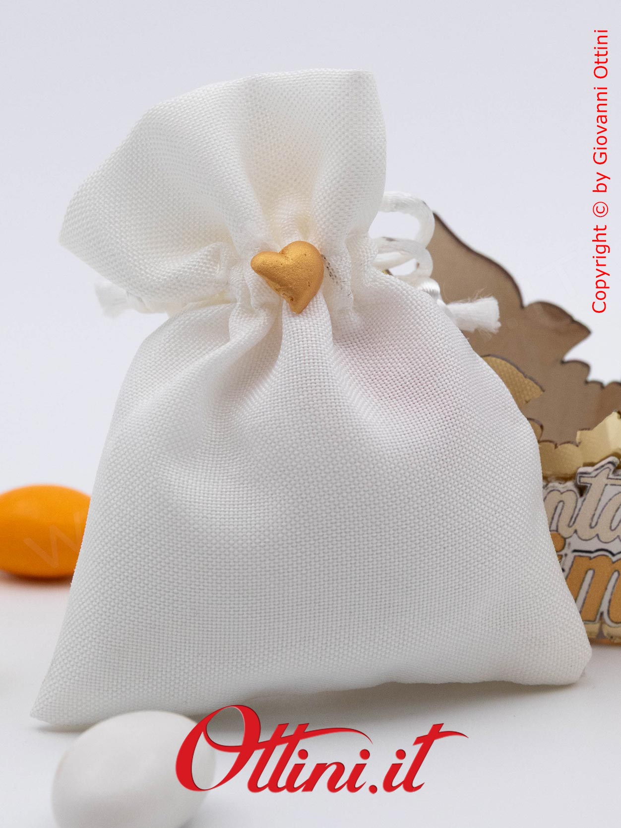 Festa Bag Portaconfetti è un sacchettino per Santa Cresima già pronto con tutte le decorazioni e completo di imbottitura, facilissimo da confezionare